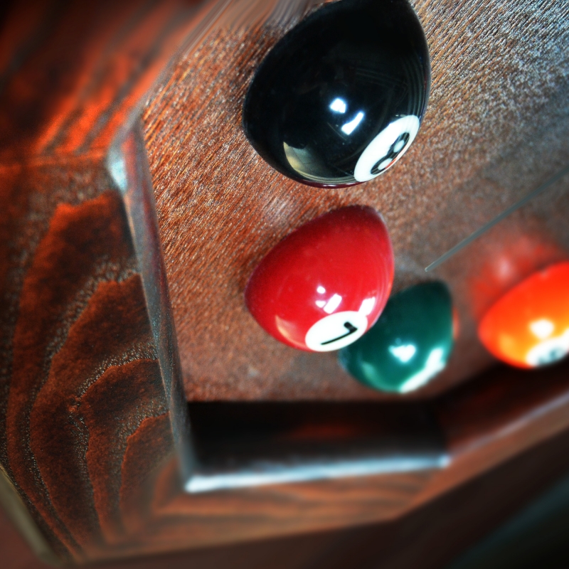 Часы 8 граней ясень/шпон (№4 )