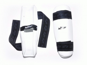 Щитки для ног для тхеквондистов. Размер L. ZTT-019-T