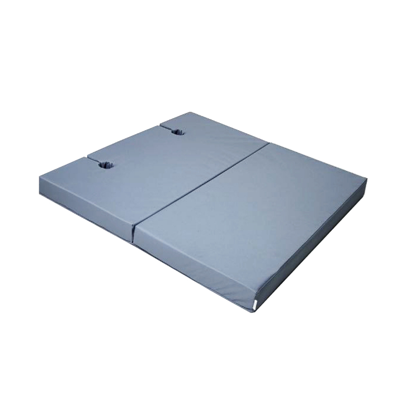 Мат с прорезями для шведской стенки (мягкий щит) Romana 1000*1000*80, в 2 сложения (серый)