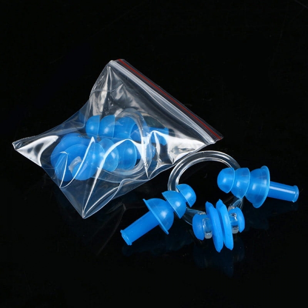 Набор для плавания в zip-lock, беруши и зажим для носа синий Спортекс E36868-1