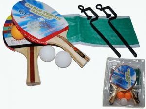 Набор для настольного тенниса (2 ракетки, 3шарика, сетка со стойками SH 014