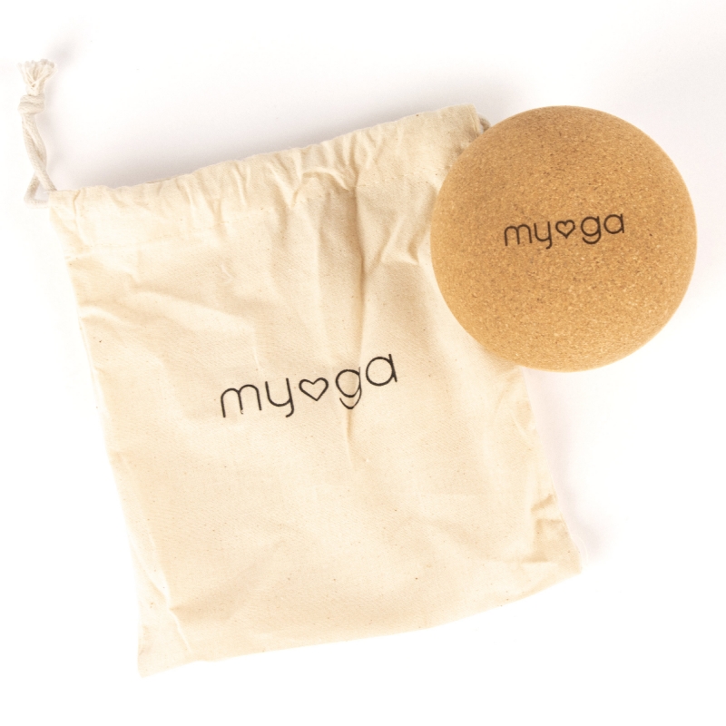 Массажный мяч MYGA Cork Massage Ball 10 см, пробка