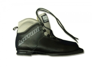 Классические беговые лыжные ботинки "Motor Сlassic" из натуральной кожи на подошве 0075Н. Размер 44