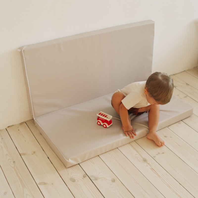 Мат (мягкий щит) Romana 1000*1000*60, в 2 сложения (желтый)