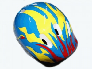 Защитный шлем для роллеров, велосипедистов. Материал пластмасса, пенопласт. (6К)