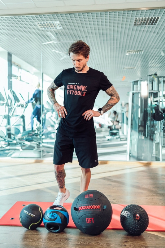 Тренировочный мяч Wall Ball Deluxe 3 кг Original FitTools FT-DWB-3