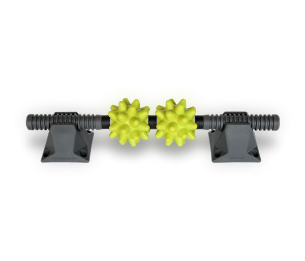 Массажер с рукоятками RUMBLEROLLER Beastie Bar жесткий, салатовый