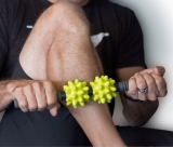 Массажер с рукоятками RUMBLEROLLER Beastie Bar стандартный, белый