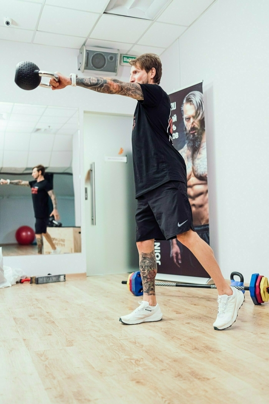 Гиря 6 кг с хромированной ручкой полиуретановая (CPU) Original FitTools FT-KB-CPU-6