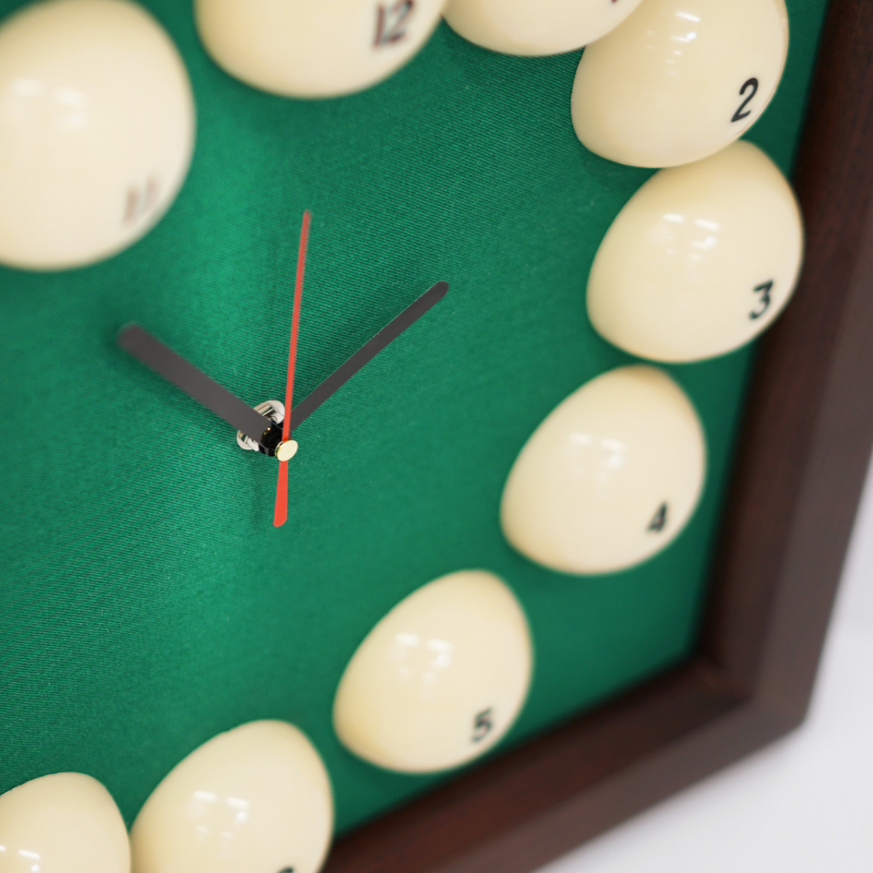 Часы Квадрат пирамида ясень/сукно (№1, Manchester 45 Yellow green ш1.98м)