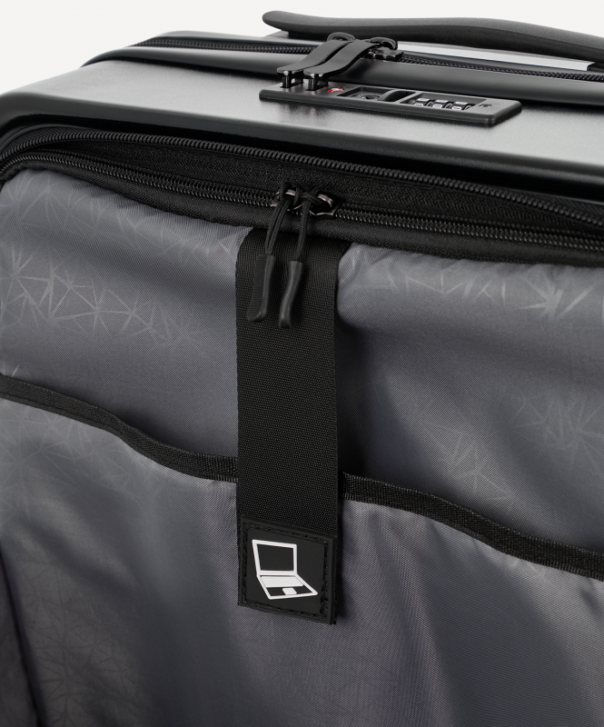 Чемодан для ручной клади JÖGEL ESSENTIAL Carry on Spinner, черный ЦБ-00004830