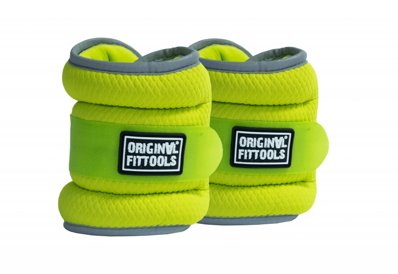 Комплект утяжелителей весом 2 кг (пара) ярко-зеленые Original FitTools FT-AW02-AG