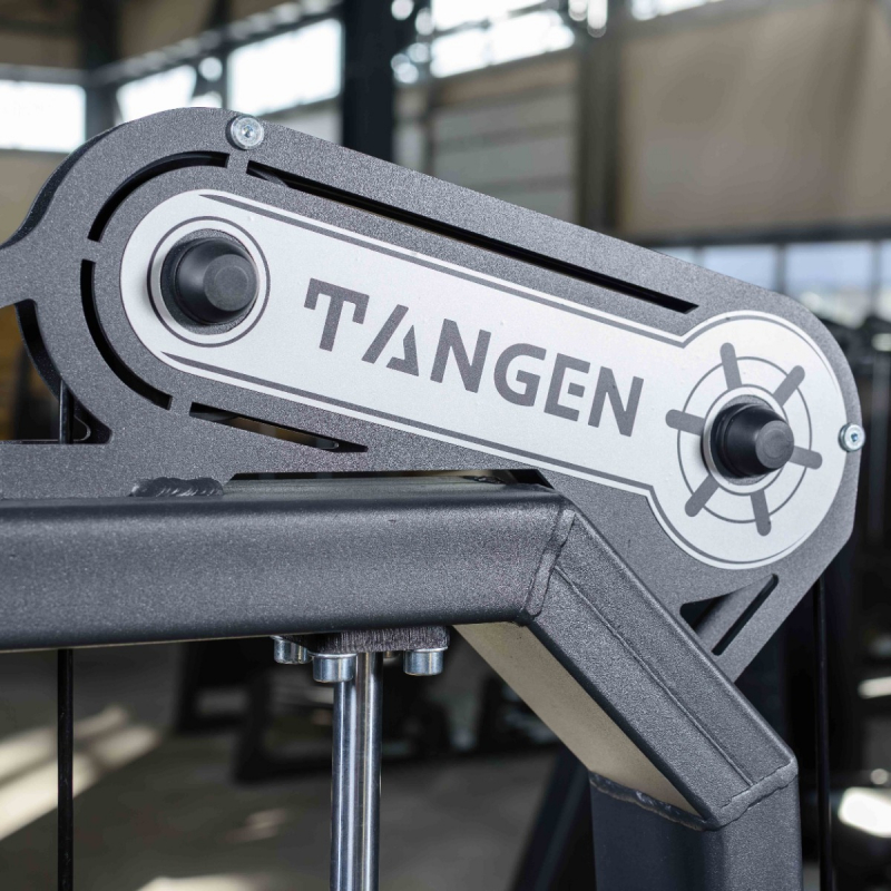 Наклонный грудной жим. Стек A2013 100 кг TANGEN