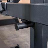 Приседания с поясом A607 DHZ Fitness