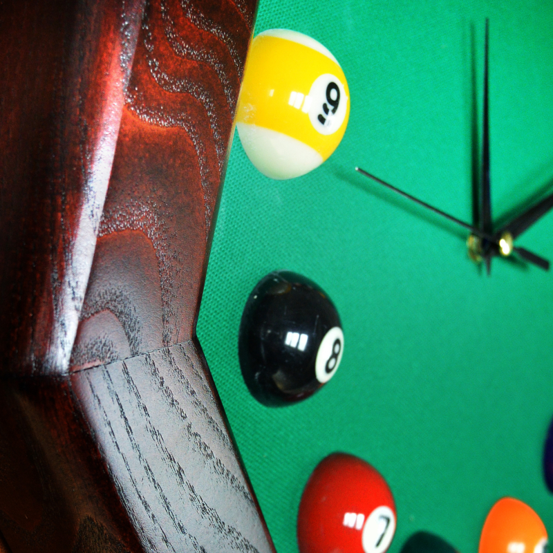 Часы 8 граней ясень/сукно (№3, Manchester 45 Yellow green ш1.98м)