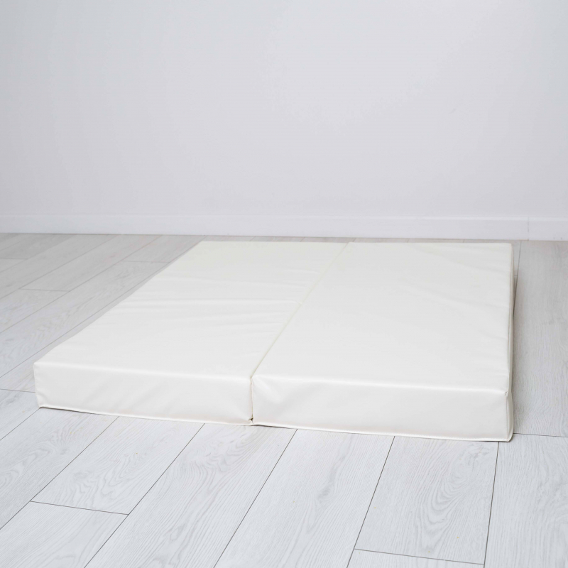 Мат (мягкий щит) Romana 1000*1000*100, в 2 сложения (зеленый/желтый)