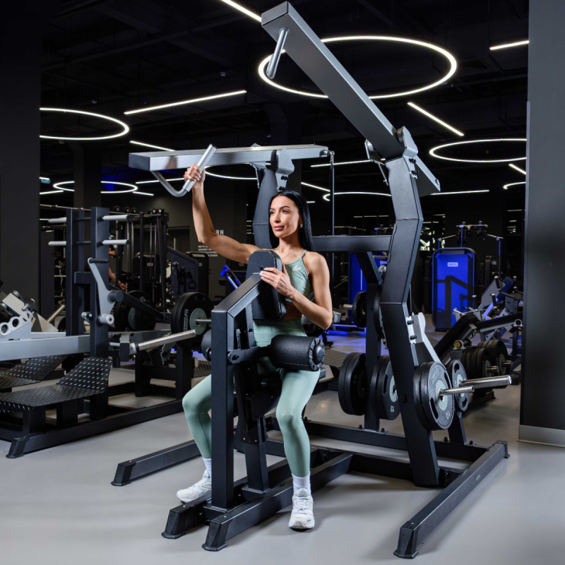 Тяга к себе сверху D606 DHZ Fitness