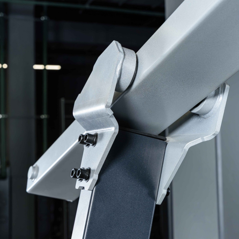 Тяга к себе сверху D606 DHZ Fitness