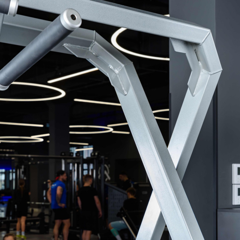 Тяга сверху через стороны D610 DHZ Fitness