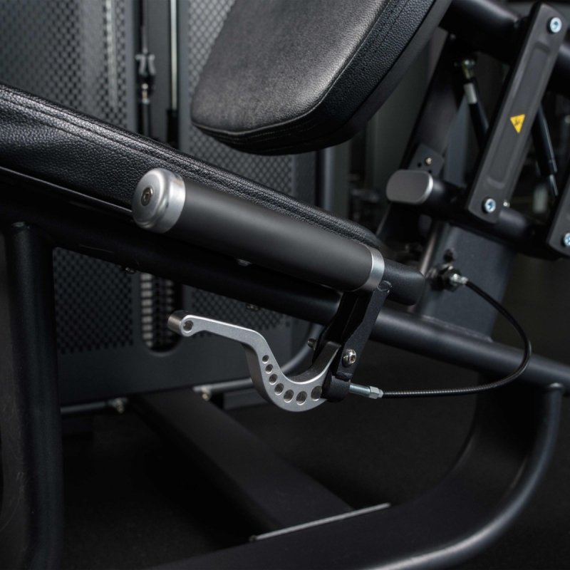 Разгибание ног сидя. Стек E7002 110 кг DHZ Fitness