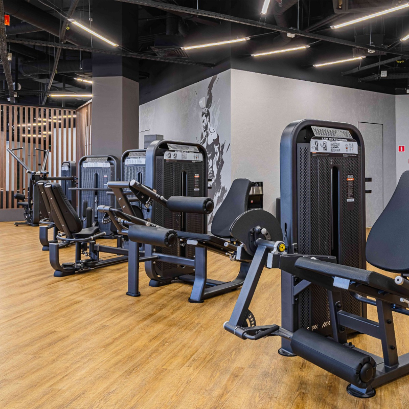 Сгибание ног сидя. Стек E7023 110 кг DHZ Fitness