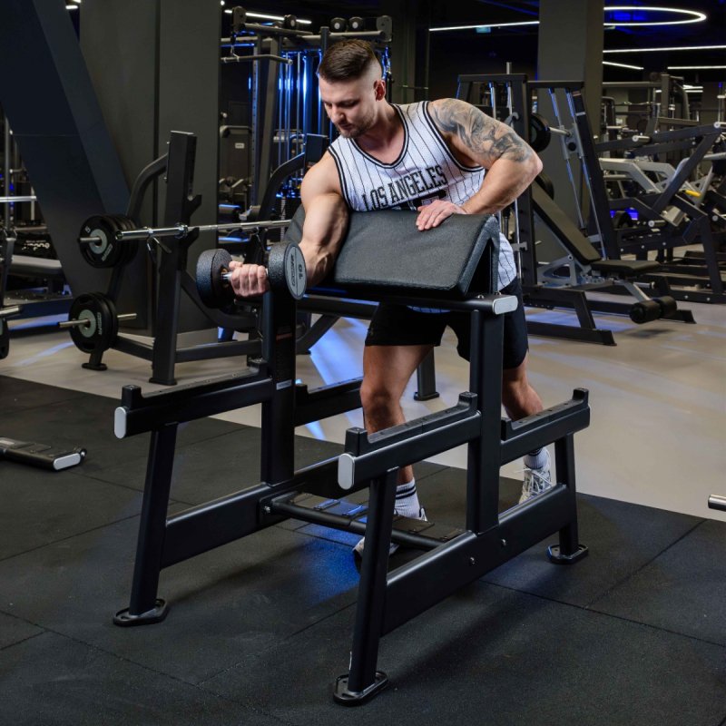 Скамья для бицепса. Скамья Скотта E7044 DHZ Fitness