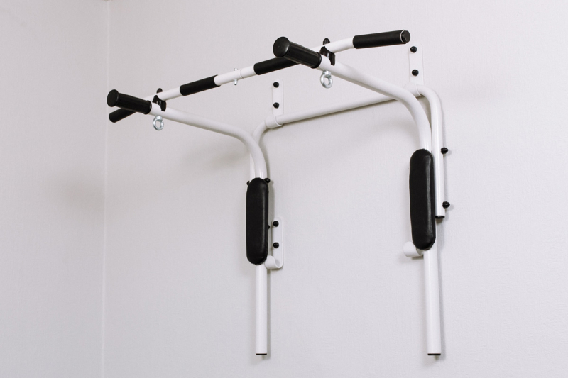 Турник-брусья настенный (черный матовый) ROMANA T6