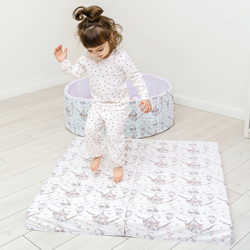 Мат (мягкий щит) принт Romana 1000*1000*100, в 2 сложения (Пингвины)