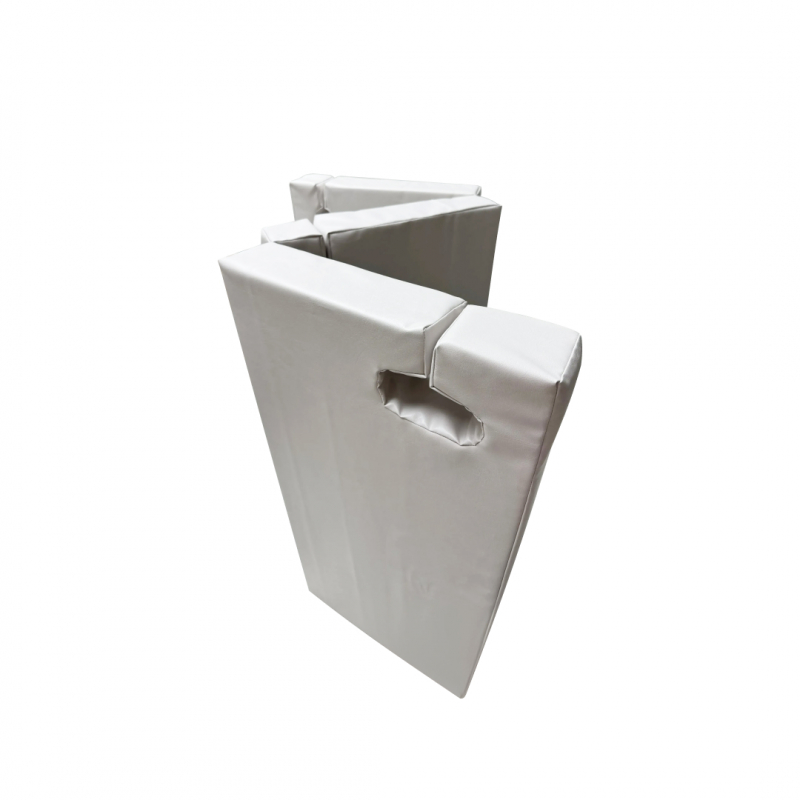 Мат с прорезями для шведской стенки (мягкий щит) Romana 1500*1000*100, в 3 сложения (серый)