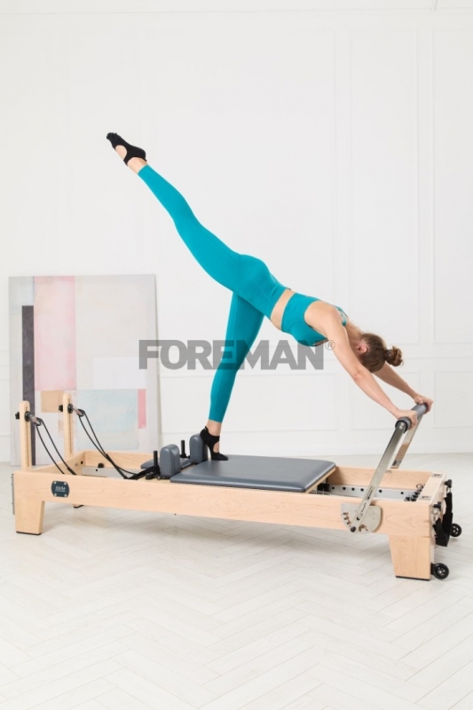 Студийный реформер More Pilates
