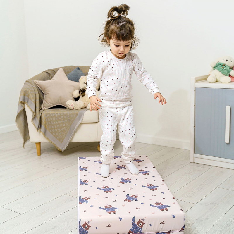 Мат (мягкий щит) принт Romana 1000*1000*100, в 2 сложения (Пингвины)