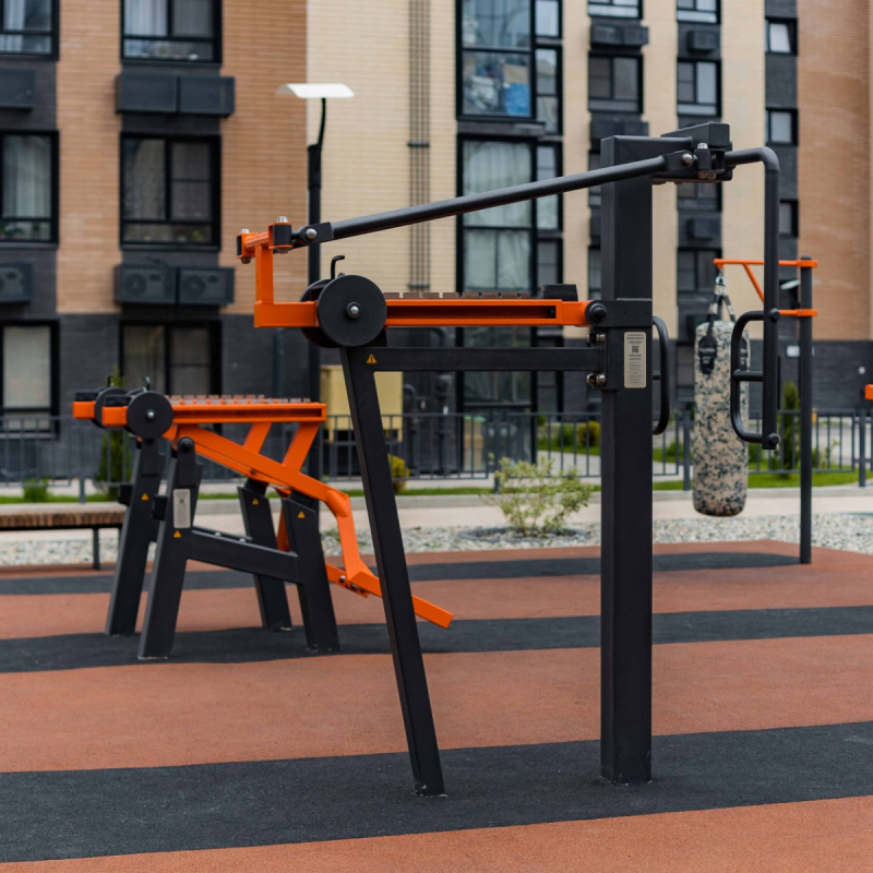 Уличный тренажер Сведение рук стоя с переменной нагрузкой ZAVODSPORTA P-1802