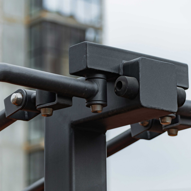 Уличный тренажер Сведение рук стоя с переменной нагрузкой ZAVODSPORTA P-1802