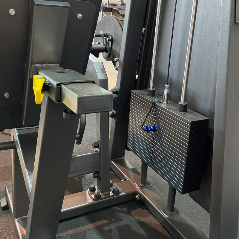 Разгибание ног сидя. Стек A2002 100 кг TANGEN