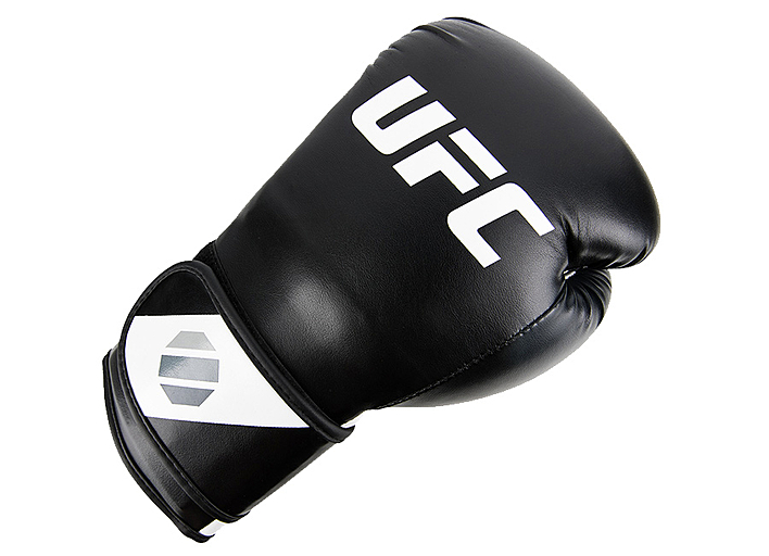 Перчатки тренировочные для спарринга UFC Pro Fitness черные - 6 Oz UHK-75106