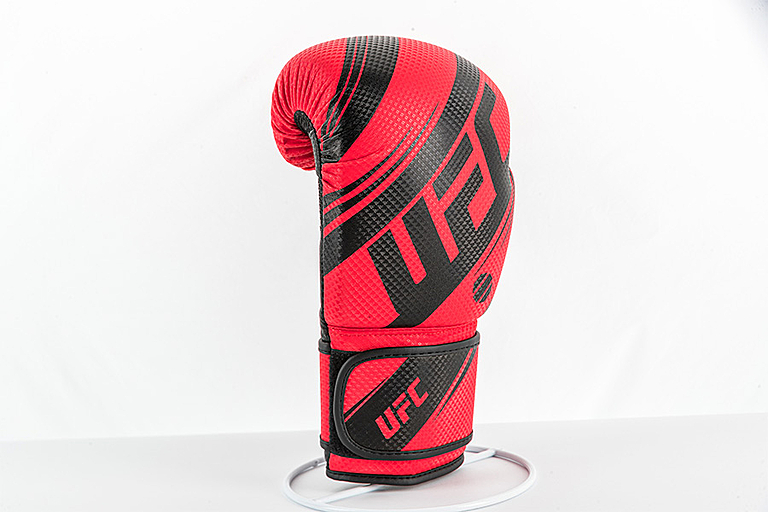 Перчатки боксерские UFC PRO Performance Rush 12 Oz - красные UPR-75474