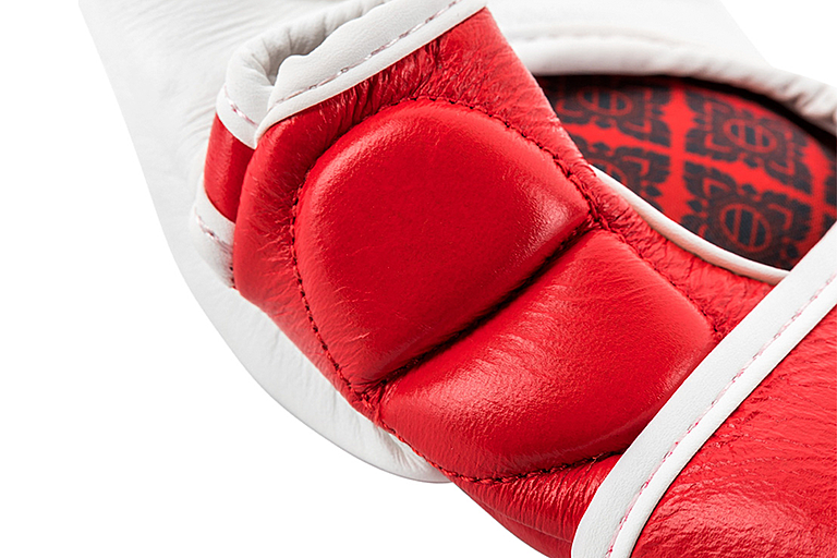 UFC True Thai MMA Перчатки белые, размер S UTT-75399