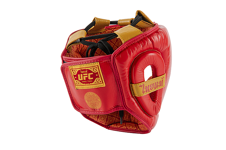 UFC Premium True Thai Шлем для бокса, цвет красный, размер L UTT-75389