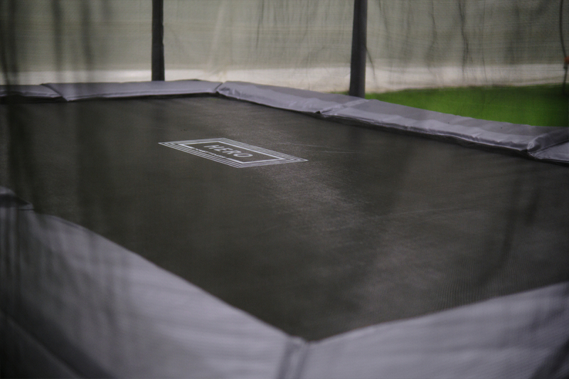 Hasttings Hero 9x14FT