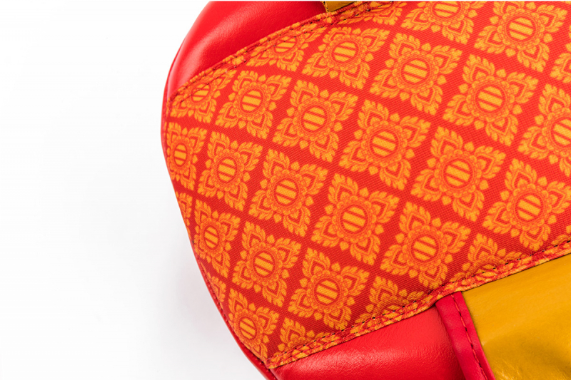 Пэды для тайского бокса UFC True Thai, красные UTT-75426