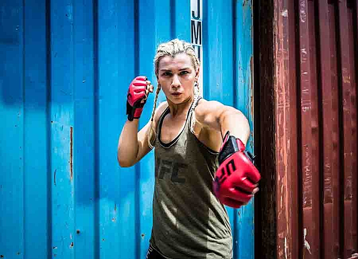 Перчатки MMA для грэпплинга UFC 5 унций красные L/XL 90072-40 / UHK-69140