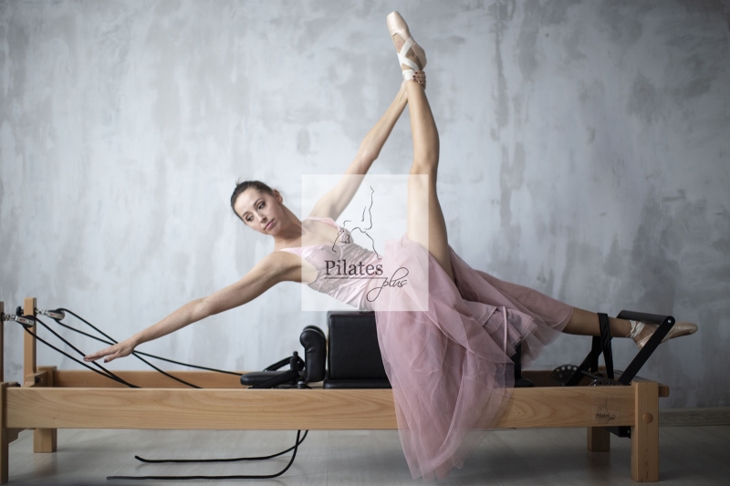 Студийный реформер Pilates Plus
