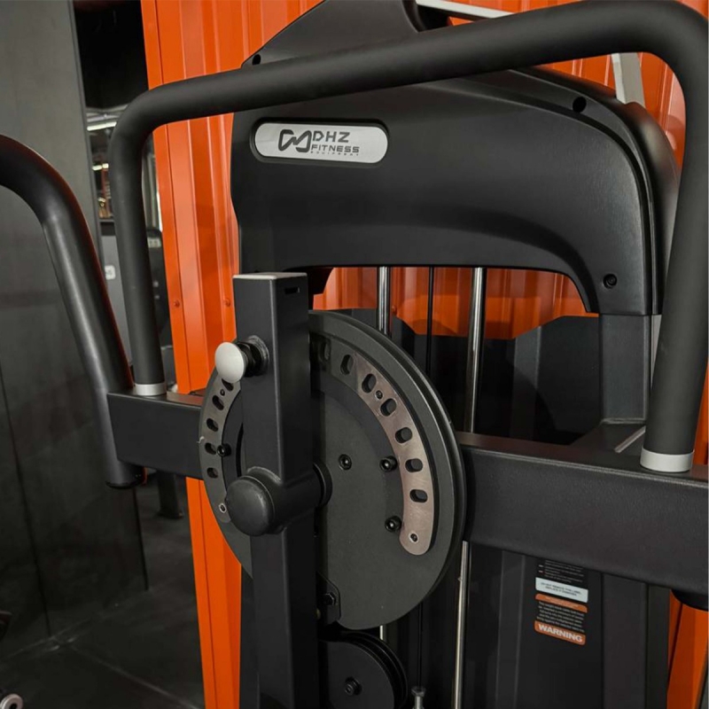 Отведение/приведение ног стоя. Махи ногами. Стек U3011C 94 кг DHZ Fitness