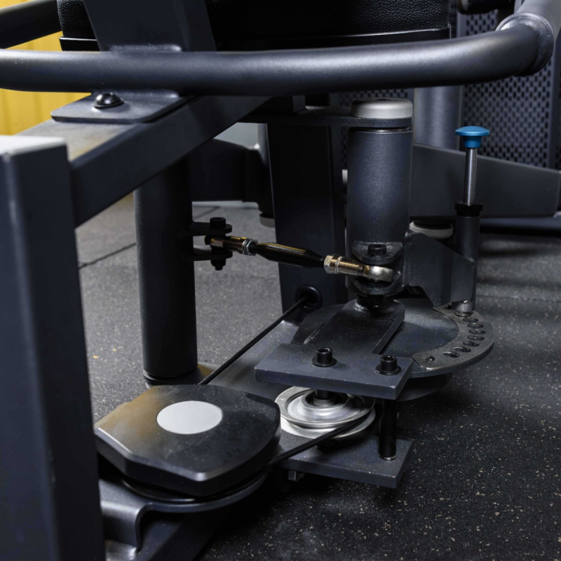 Сведение/Разведение ног сидя. Стек U3021D 95 кг DHZ Fitness