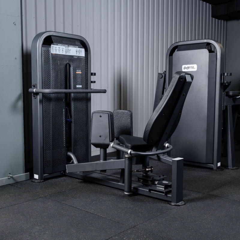 Сведение/Разведение ног сидя. Стек U3021D 95 кг DHZ Fitness