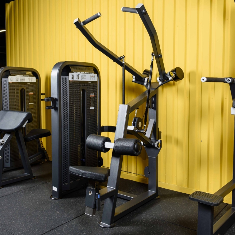 Тяга сверху. Вертикальный блок. Стек U3035D 109 кг DHZ Fitness