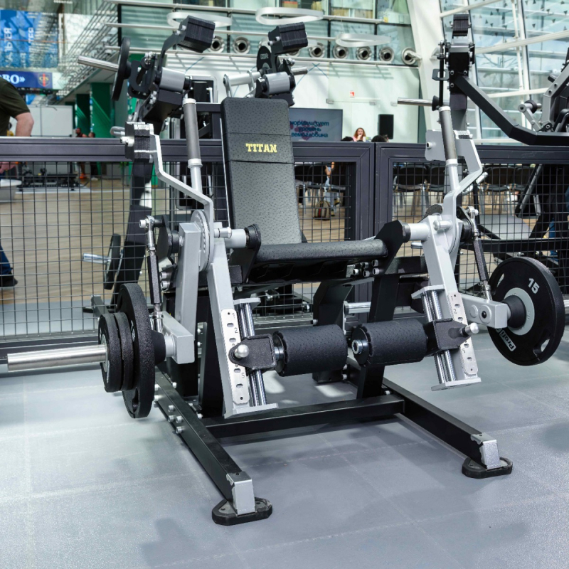 Независимое разгибание ног Y960ZAM DHZ Fitness